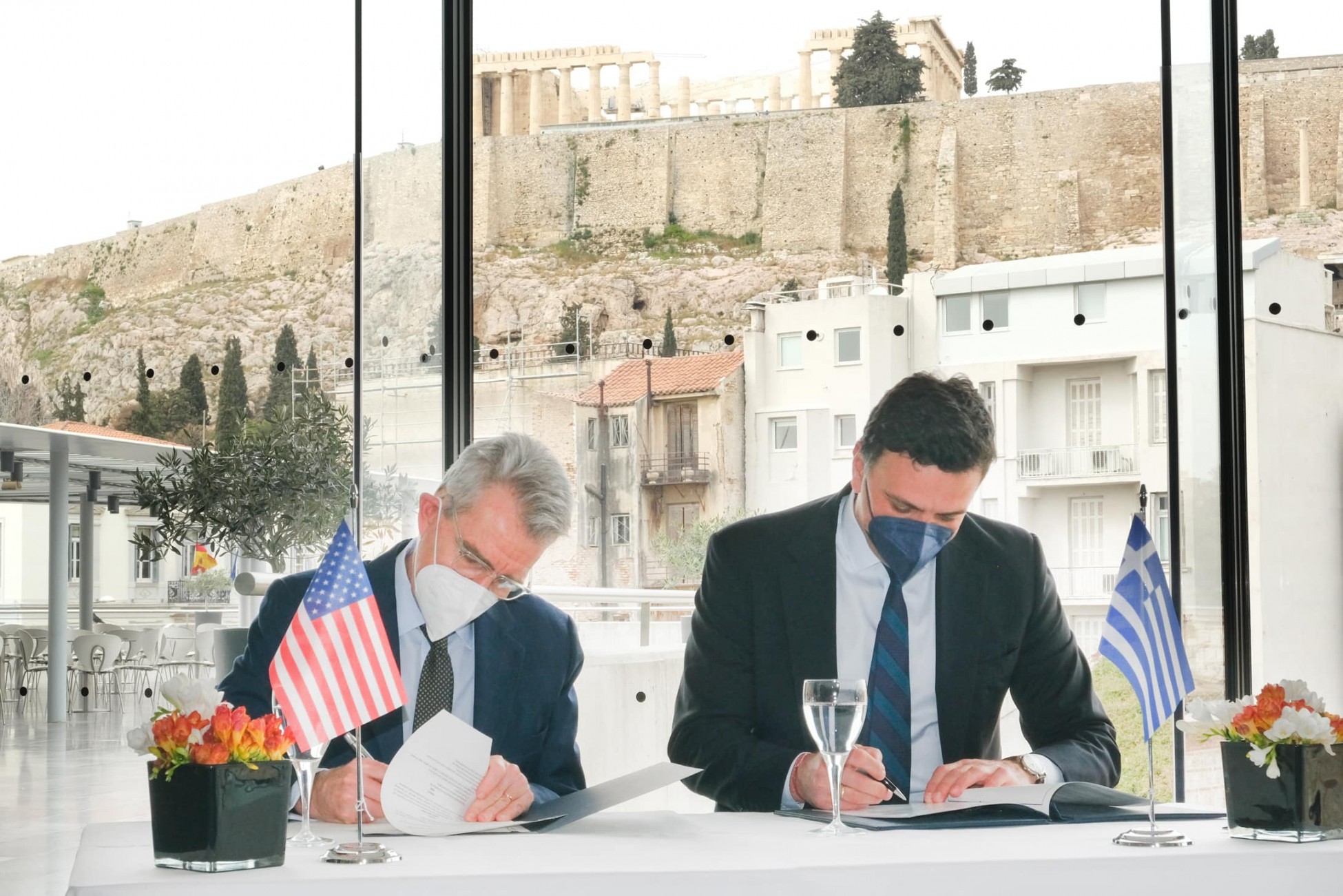 Κικίλιας: Περισσότερες από 460.000 οι αεροπορικές θέσεις από ΗΠΑ προς Ελλάδα το 2022