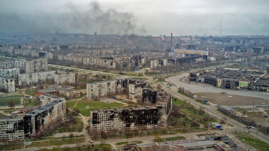 Άμαχοι έχουν παγιδευτεί κάτω από κτίρια που καταρρέουν στο Αζοφστάλ στην Μαριούπολη