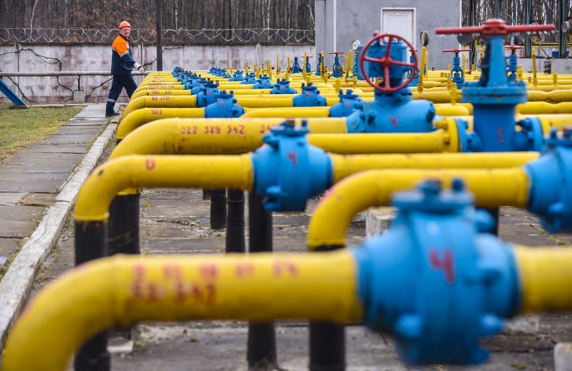 Πολυεθνικός κολοσσός προειδοποιεί: Κίνδυνος «ολικής κατάρρευσης» αν κλείσει η στρόφιγγα του ρωσικού αερίου