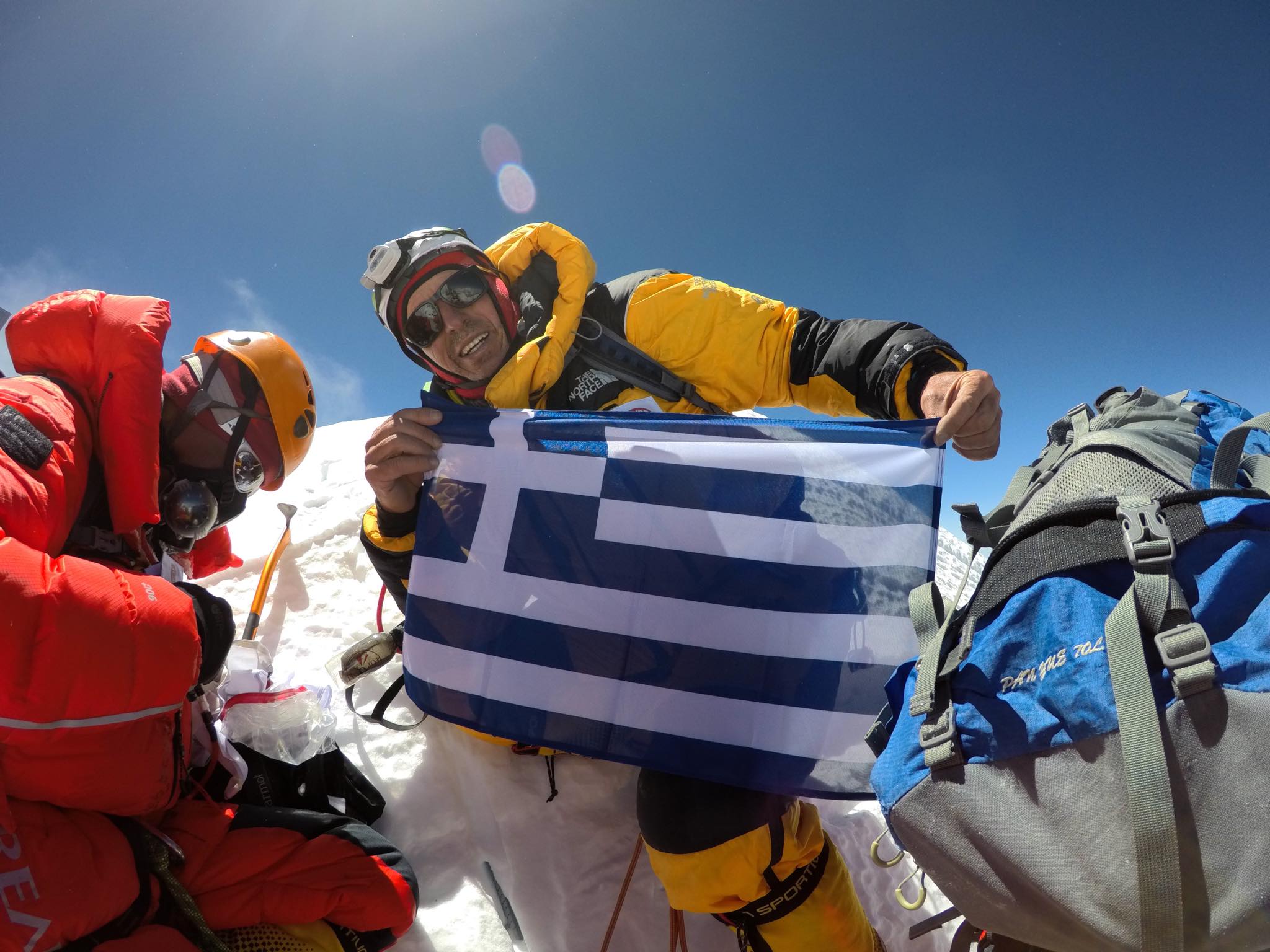 Πέθανε ο κορυφαίος Έλληνας ορειβάτης και επιχειρηματίας Αντώνης Συκάρης