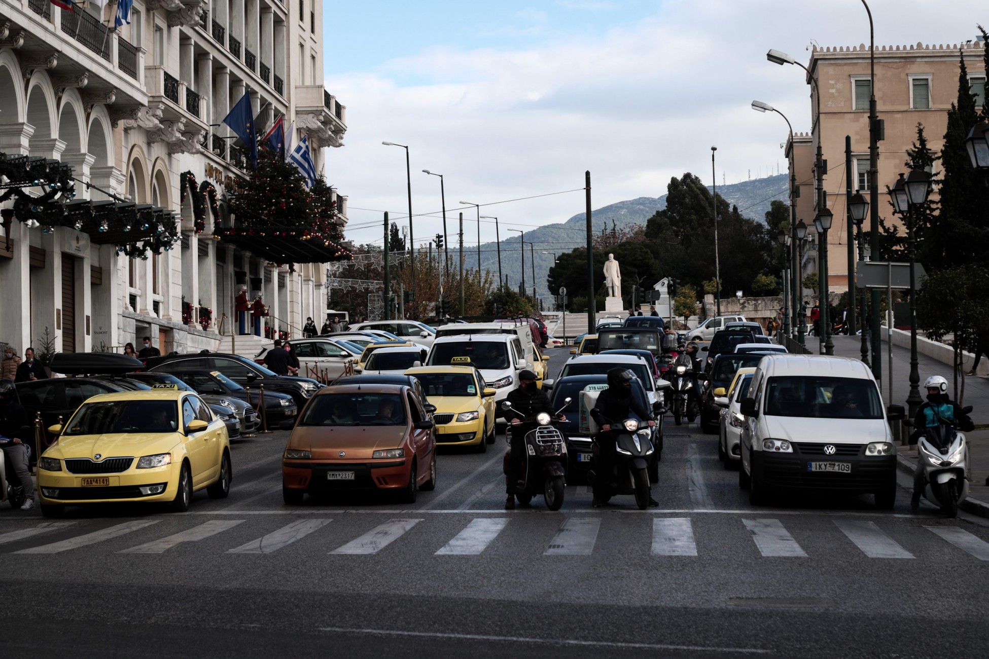 «Σύνδρομο black»: Από αυτό ταλαιπωρούνται αυτές τις ημέρες οι οδηγοί στην Αθήνα