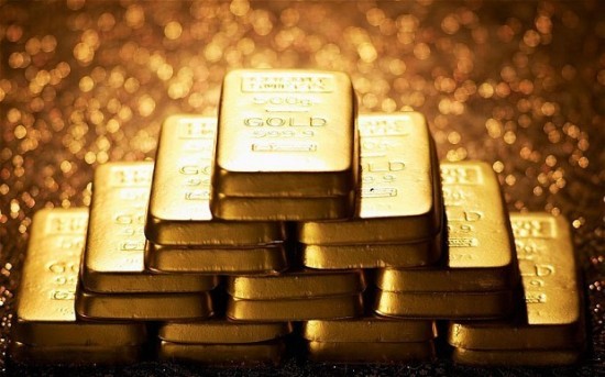 Αυξημένες πιέσεις στον χρυσό – 3η διαδοχική εβδομάδα απωλειών
