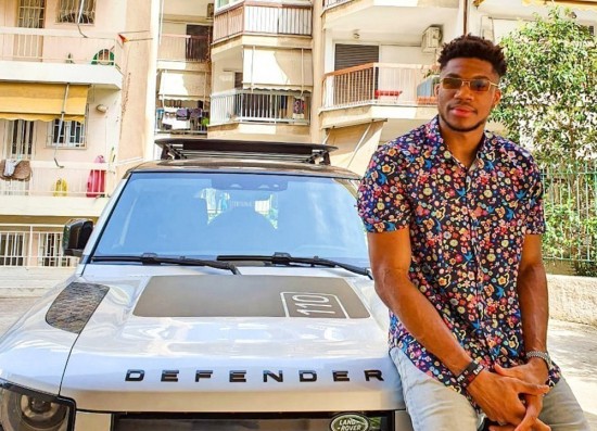 Λίστα Forbes: Πώς ο Αντετοκούνμπο «προσπέρασε» τον Χάμιλτον