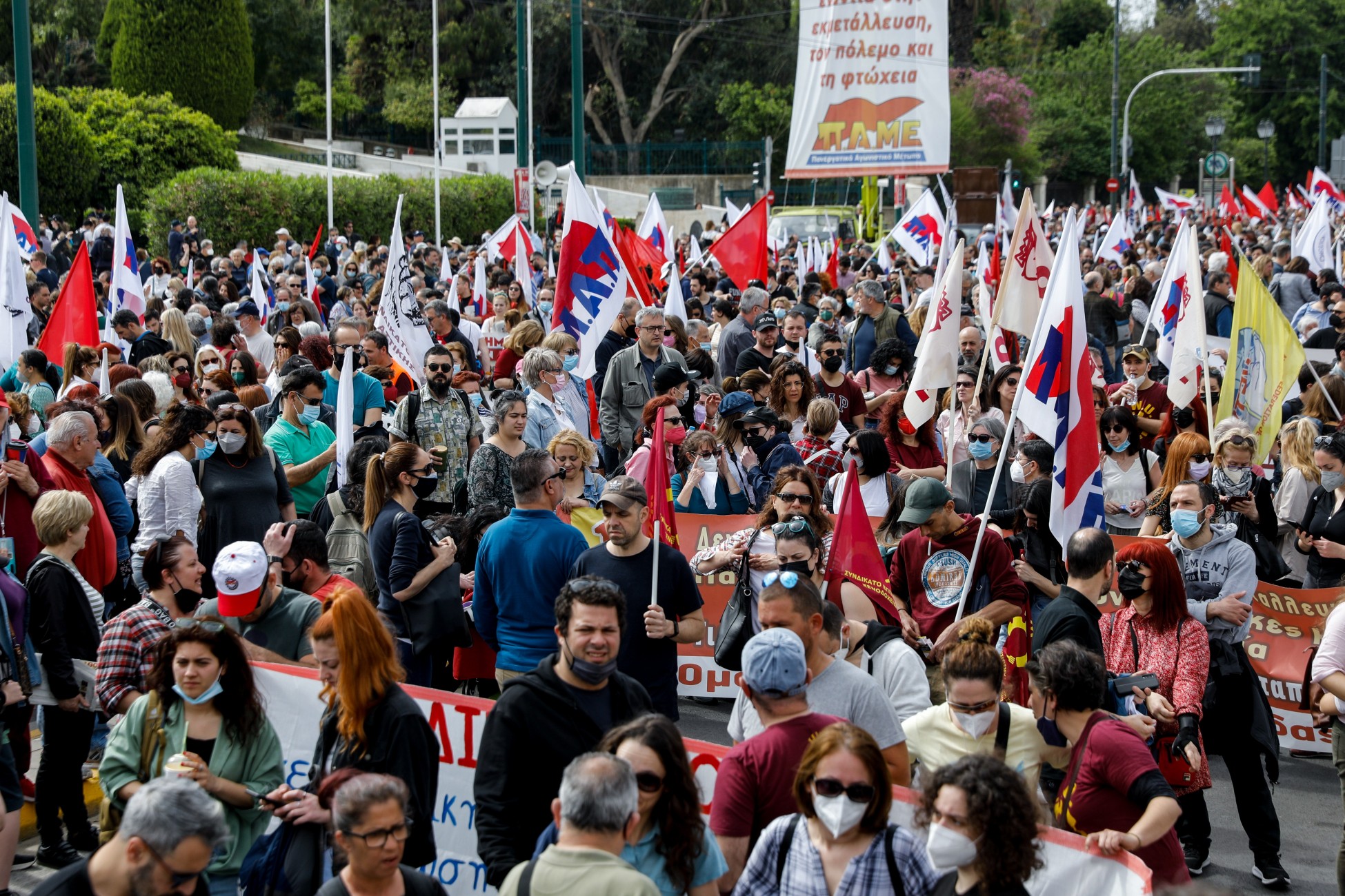 Πρωτομαγιά 2022: Ηχηρό μήνυμα κατά της ασφυκτικής ακρίβειας, της εκμετάλλευσης, του πολέμου