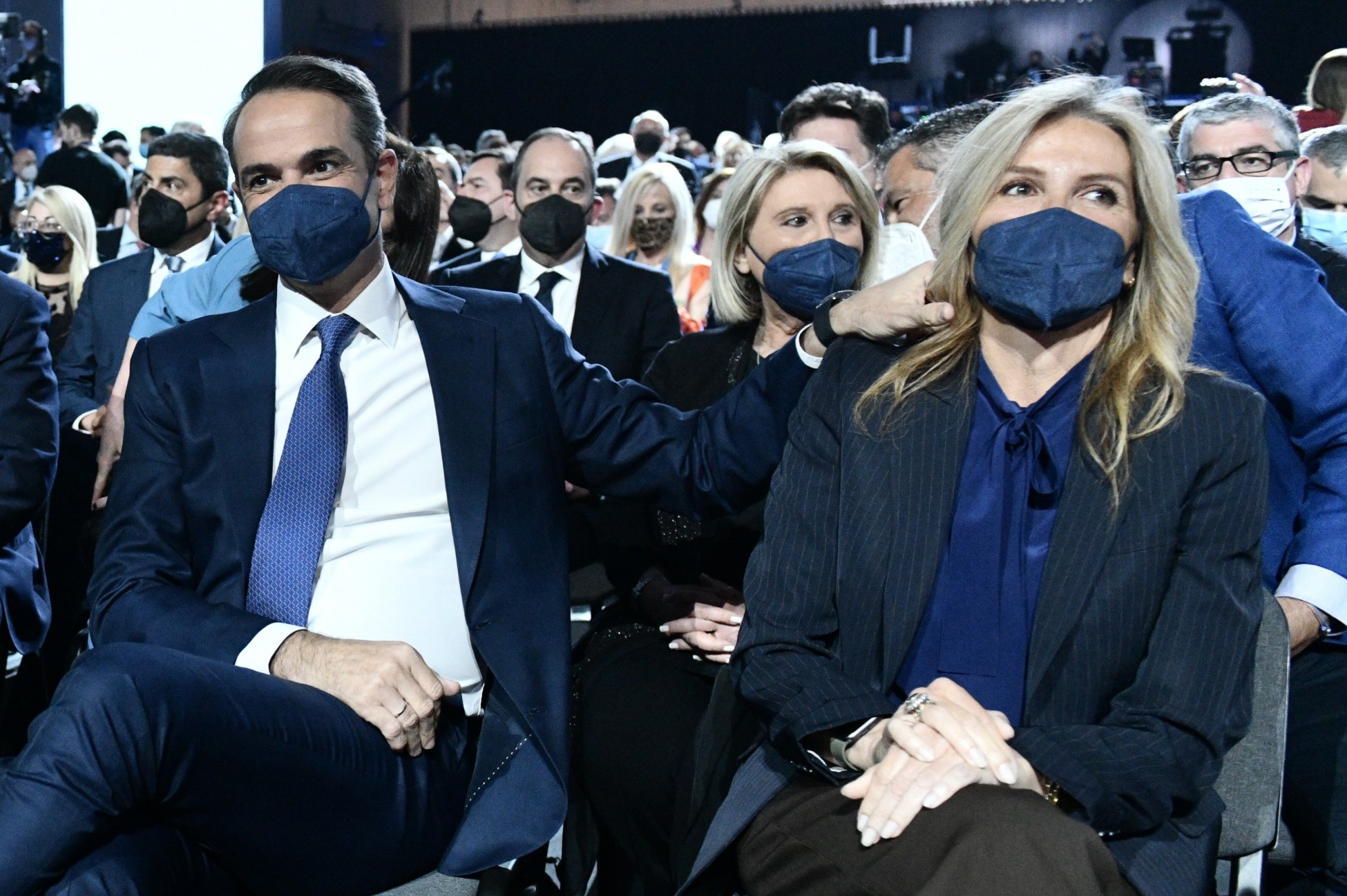 Ομιλία Μητσοτάκη στο 14ο Συνέδριο της ΝΔ: Η μεσαία τάξη δεν θα πληρώσει την ενεργειακή κρίση (pics) (upd)