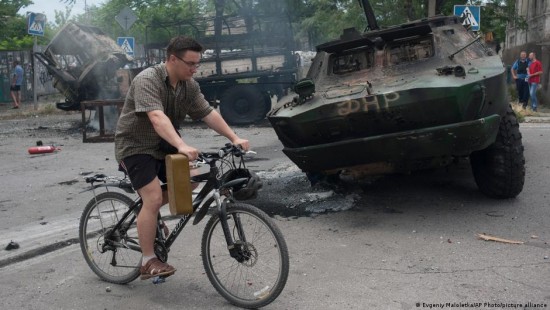 Ουκρανία: Πώς μετακινούνται οι πολίτες λόγω έλλειψης καυσίμων