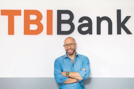 Πετρ Μπάρον (TBI Bank): Δάνεια γενικού σκοπού από την TBI Bank και στην Ελλάδα