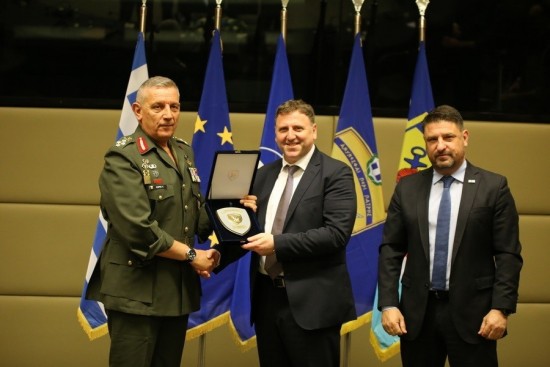 Αρχηγός ΓΕΕΘΑ: Καταλυτική η συμβολή της δωρεάς από τη Motor Oil στις Ένοπλες Δυνάμεις