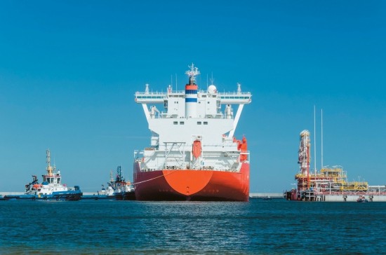 Εγκρίθηκε η επιβολή πλαφόν στη μεταφορά ρωσικού πετρελαίου – Τι προβλέπεται για Ελλάδα, Μάλτα και Κύπρο