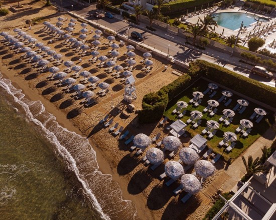 Divani Apollon Palace & Thalasso: Σε πλήρη λειτουργία οι παραλίες του ξενοδοχείου