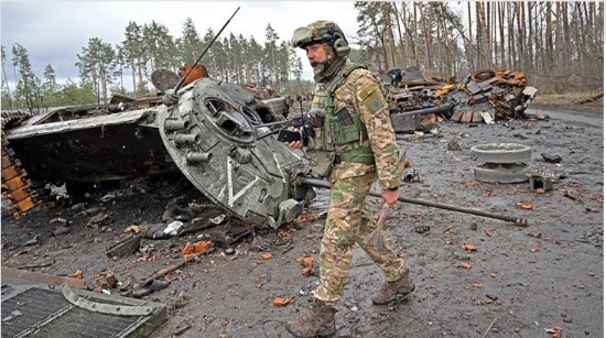 Ουκρανία: Πόσες χιλιάδες δολάρια επίδομα θα παίρνουν οι στρατιώτες στην πρώτη γραμμή