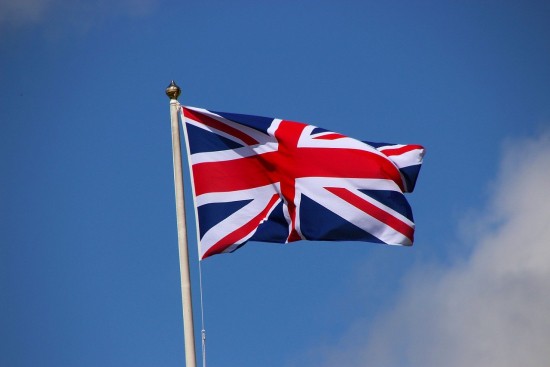 Μεγάλη Βρετανία: Μειώθηκε ο πληθωρισμός κατά 0,7%