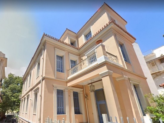 «Στο σφυρί» μοναδικό ακίνητο στην καρδιά της Πλάκας – Σε ποιον ανήκει