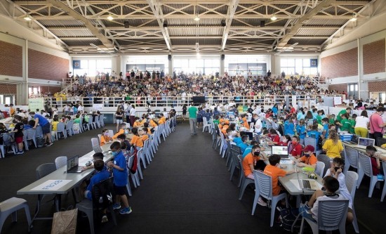 Η νέα γενιά δημιουργεί καινοτόμες εφαρμογές ρομποτικής για έναν πιο βιώσιμο κόσμο (pics + vid)