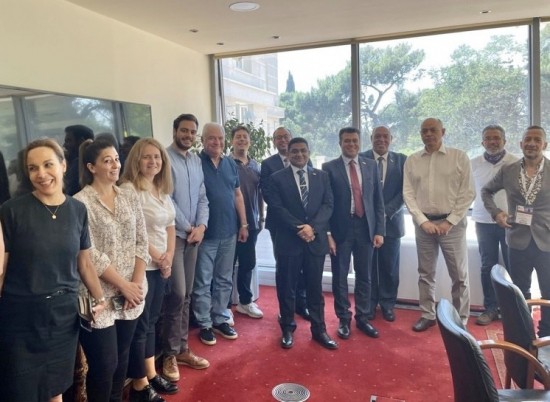 Σύσφιξη σχέσεων της Laskaridis Shipping με τις Αρχές της διώρυγας του Σουέζ