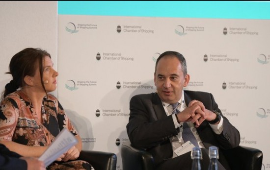 Πλακιωτάκης: «Η απανθρακοποίηση ευκαιρία για τη βελτίωση της δημόσιας εικόνας της ναυτιλίας»