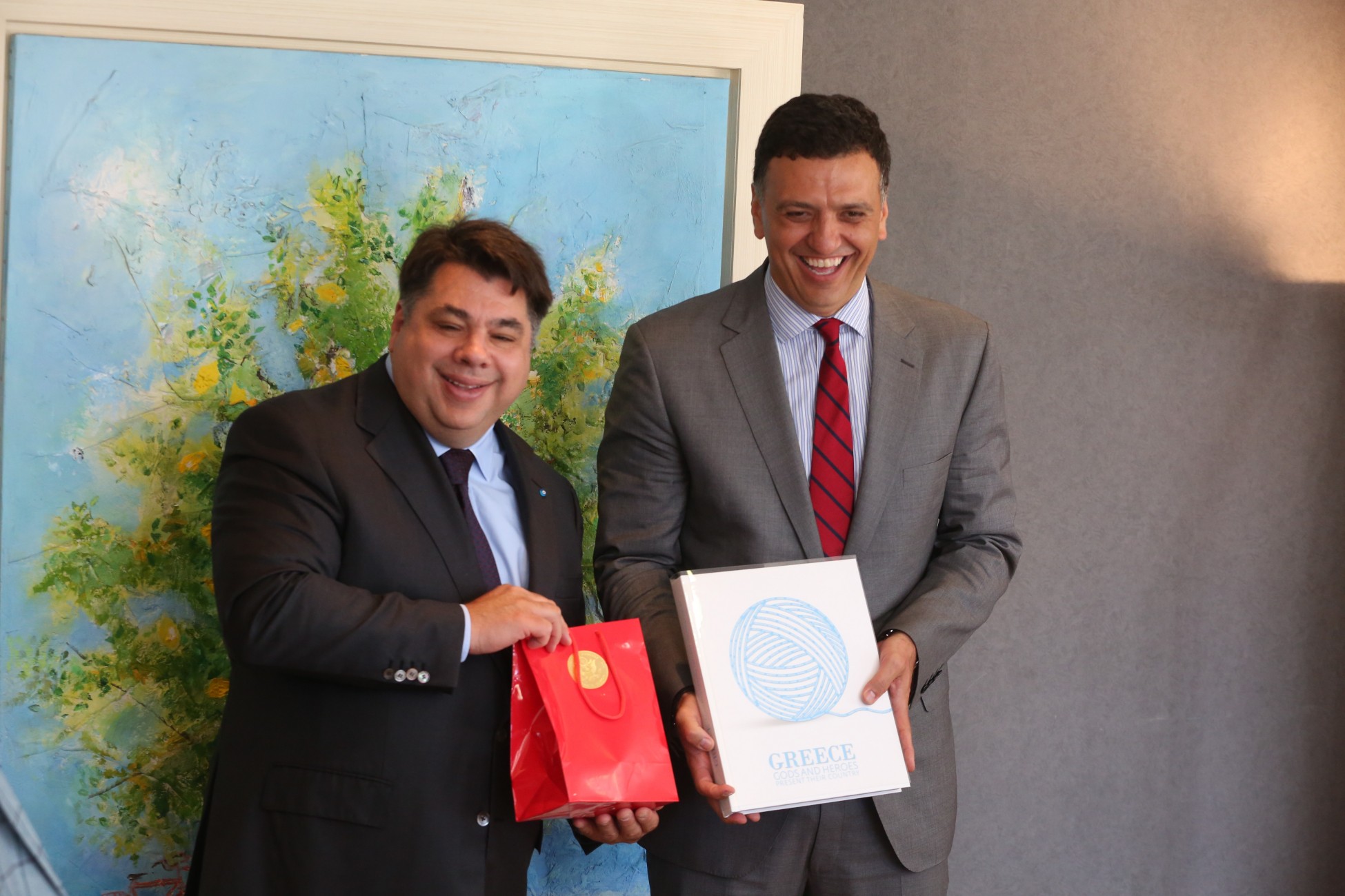 Κικίλιας – Τσούνης: Πρωτοφανής ζήτηση εισιτηρίων από ΗΠΑ για Ελλάδα