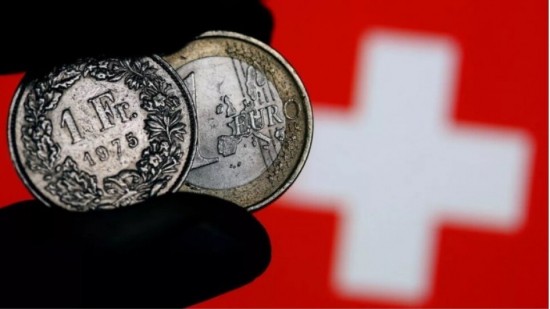 Οι επιπτώσεις στις πολωνικές τράπεζες από την απόφαση για τα δάνεια σε ελβετικό φράγκο