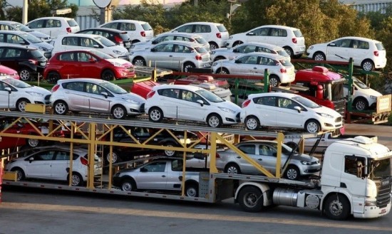 Είναι επίσημο: Περιβαλλοντικό τέλος €1.000 στα παλιά οχήματα