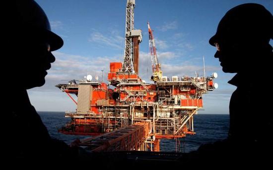 Ελλάδα, Μάλτα και Κύπρος αντιδρούν στην επιβολή κυρώσεων στο ρωσικό πετρέλαιο από την ΕΕ