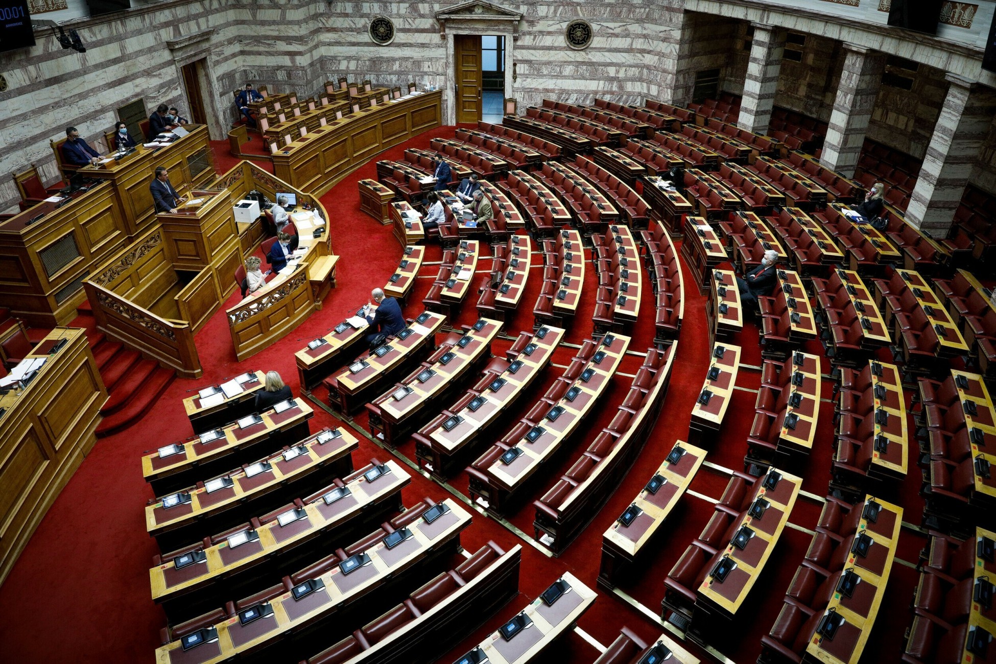 Ξεκίνησε στην Ολομέλεια της Βουλής η συζήτηση του νομοσχεδίου «Εξυγίανση των Ναυπηγείων Ελευσίνας»