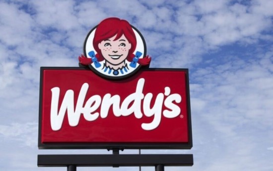 Wendy’s: Λουκέτα σε 300 καταστήματα στις ΗΠΑ από το τέλος του 2025 λόγω χαμηλής απόδοσης