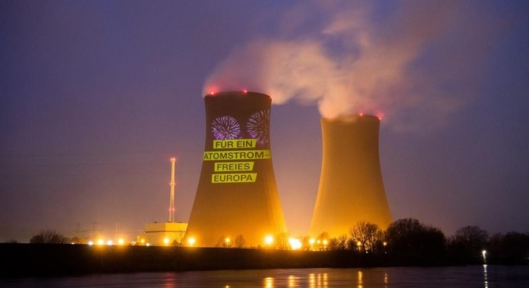 Η Γερμανία αλλάζει πλεύση και δεν κλείνει τα εργοστάσια πυρηνικής ενέργειας