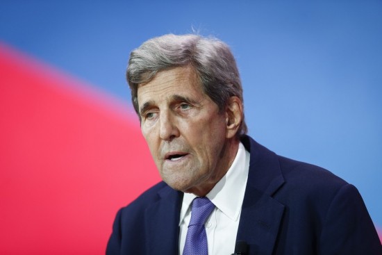 Τζον Κέρι: Οι ΗΠΑ είναι «αποφασισμένες» να επιτύχουν τους στόχους για το κλίμα παρά την απόφαση του Ανωτάτου Δικαστηρίου