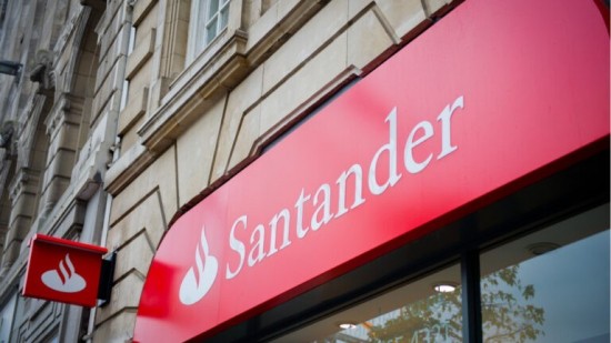 Santander: Καθαρά κέρδη 2,9 δισ. ευρώ το τρίτο τρίμηνο
