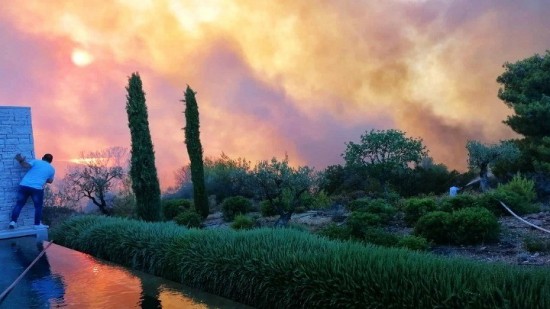 Mάχη με τις φλόγες σε Ιτέα και Κρανίδι