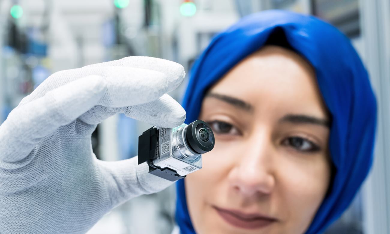 Η Continental θέλει να καλύψει βασικές θέσεις εργασίας μέσω της… μετανάστευσης