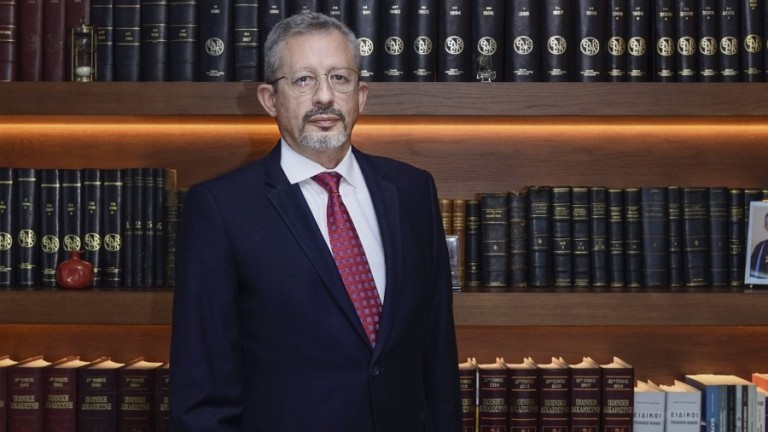 Έφυγε από τη ζωή ο καθηγητής Νομικής Στέφανος Παύλου