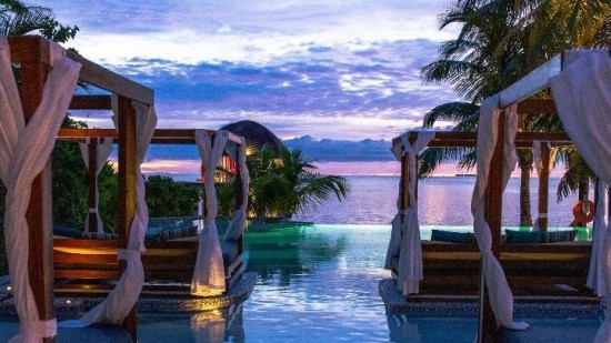 Τα ξενοδοχεία 5 αστέρων πρωταγωνιστούν σε πληρότητες το 2022