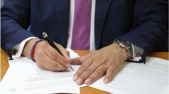 Πρώτο Ένσημο: Πότε θα γίνουν οι πληρωμές σε 2.161 εργαζομένους