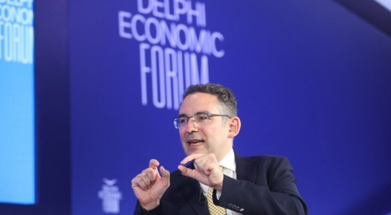 Προσωρινός γενικός γραμματέας του πρωθυπουργού ο Στέλιος Κουτνατζής – Πότε αναλαμβάνει ο Γιάννης Μπρατάκος