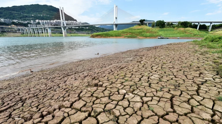 Πρωτόγνωρος καύσωνας στην Κίνα – Κίνδυνος για τις σοδειές