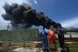 Τουλάχιστον ένας νεκρός από τη μεγάλη πυρκαγιά σε πετρελαϊκές εγκαταστάσεις στην Κούβα