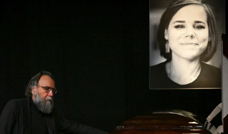 Μόσχα: Κατονομάζει και δεύτερο ύποπτο για την δολοφονία της Ντάρια Ντούγκινα (vid)