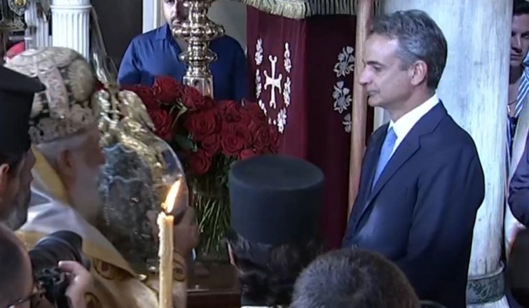 Στην Τήνο ο Κυριάκος Μητσοτάκης για τον Δεκαπενταύγουστο