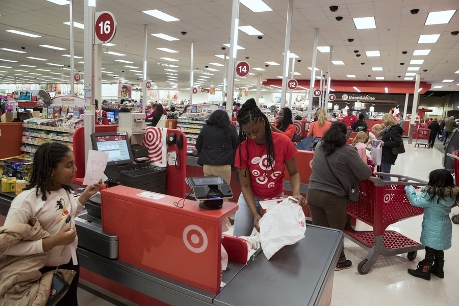 H Target μειώνει τις τιμές σε 3.000 βασικά προϊόντα ενόψει των εορτών | Ειδήσεις για την Οικονομία