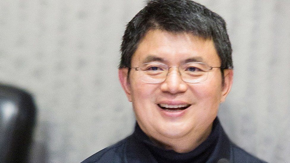 Ο Σινοκαναδός μεγιστάνας Σιάο Τζιανχούα καταδικάστηκε από κινεζικό δικαστήριο σε κάθειρξη 13 ετών για απάτη