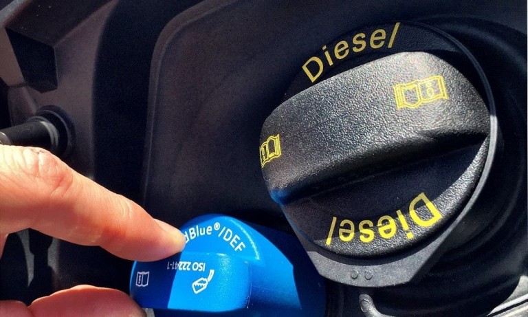 Αμμωνία: Πώς θα ρίξει τη χαριστική βολή στους κινητήρες diesel