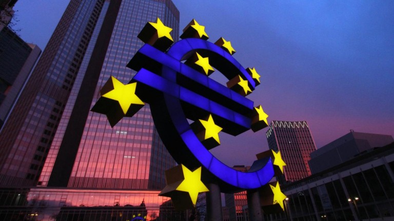 Η ΕΚΤ μελετά την αύξηση στα επιτόκια κατά 75 μ.β. παρά την πιθανότητα ύφεσης (πίνακες)