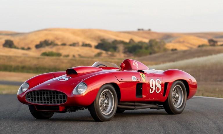 Πέφτει η αγορά των κλασικών αυτοκινήτων; Τι λένε οι ειδικοί (pics)