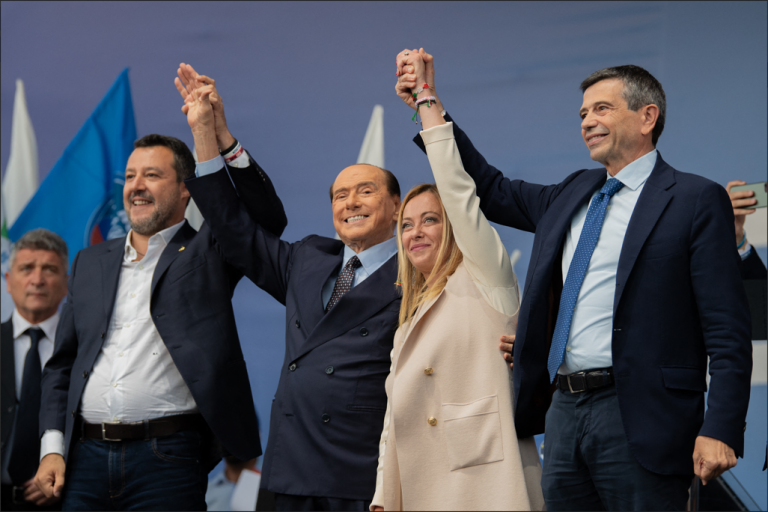 Ακροδεξιά… στροφή στην Ιταλία – Νίκη με 44,1% για τον συνασπισμό Μελόνι – Σαλβίνι – Μπερλουσκόνι