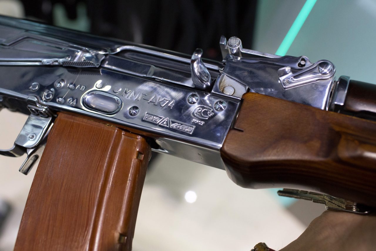 Ρεκόρ πωλήσεων ανακοίνωσε η βιομηχανία όπλων Καλάσνικοφ για το 2022