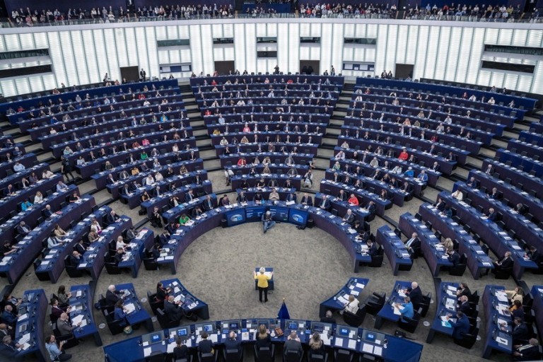 Ευρωεκλογές 2024: Πιθανή «απότομη δεξιά στροφή» – Τι δείχνει έρευνα του ECFR