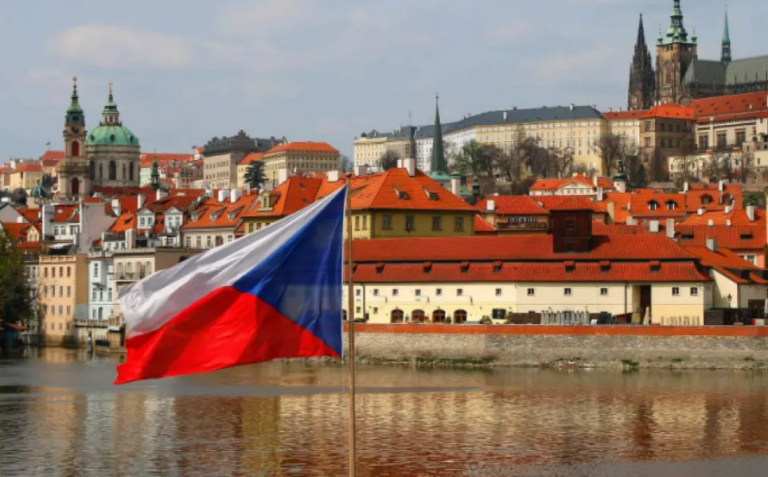 Τσεχία: Κρατική εταιρεία θα παρέχει ενέργεια σε σχολεία και νοσοκομεία