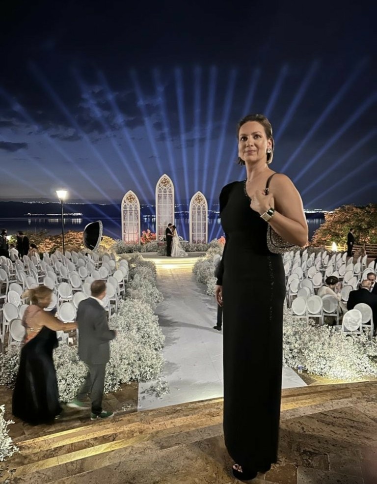 Αυτή η Ελληνίδα επιχειρηματίας έγινε νύφη για 1.000+1 νύχτες με πεθερό πρώην πρωθυπουργό της Ιορδανίας