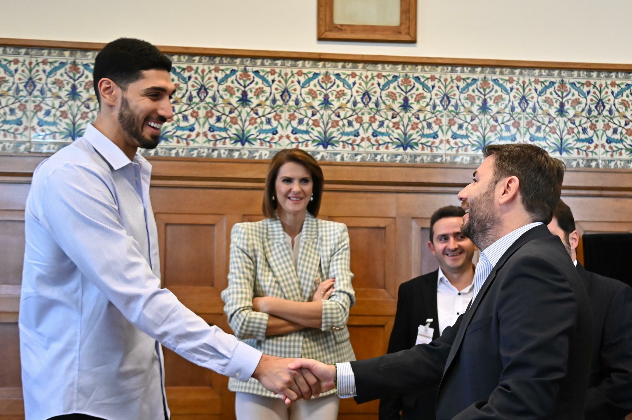 Ανδρουλάκης σε Καντέρ: Ο σεβασμός του διεθνούς δικαίου είναι το μοναδικό μονοπάτι για το ειρηνικό μέλλον των δυο λαών